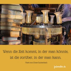 Verstaubter Kronleuchter, alte Bücher Schreibgruppe Federreiter-BlogElmshorn