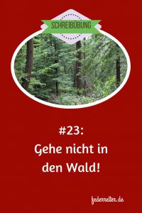 Ausblick in einen grünen Wald