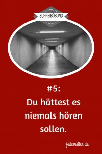 Ein langer Tunnel, das Ende verschwindet in der Dunkelheit.