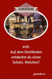 Ein Haufen staubiger Bücher, ein Leuchter und eine Rüstung, Harry Potter Requisiten London